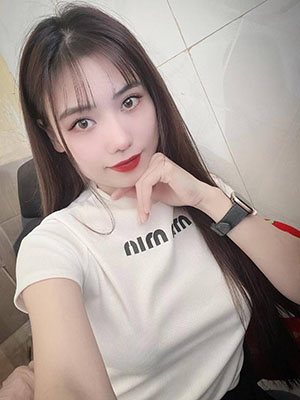 5个男人共享一个女人？《桃花源》<strong>共妻</strong>小说苏婉晴、林丹丹的禁忌之恋！